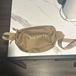 Supreme Waist Bag SS21